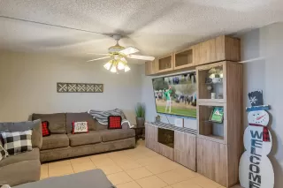 Photo #5: 6150286 Listing