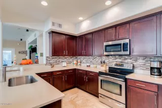 Photo #6: 6150297 Listing