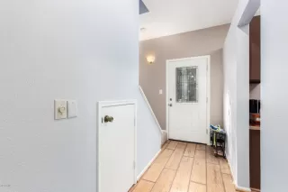 Photo #6: 6150326 Listing