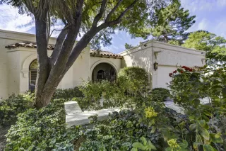 Photo #2: 6150380 Listing 