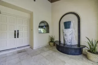 Photo #5: 6150380 Listing 