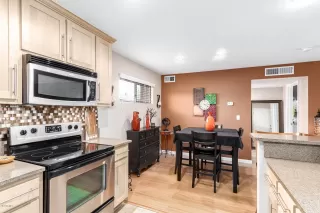 Photo #2: 6150582 Listing