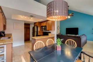 Photo #6: 6150612 Listing