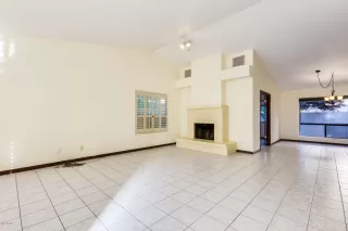 Photo #2: 6150630 Listing