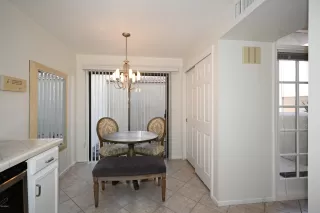 Photo #5: 6150681 Listing