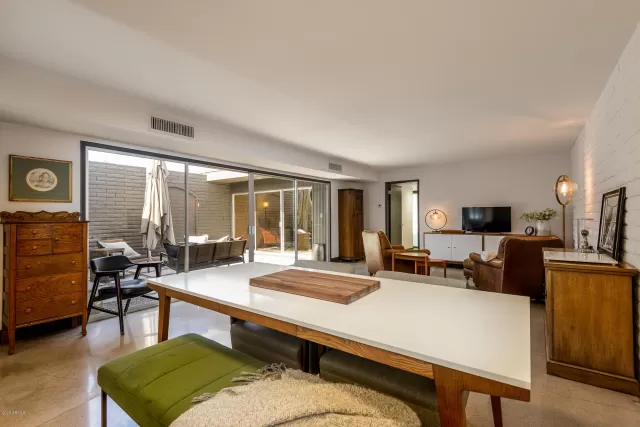 MLS: 6150736 Condo For Sale