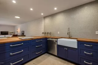 Photo #2: 6150736 Listing