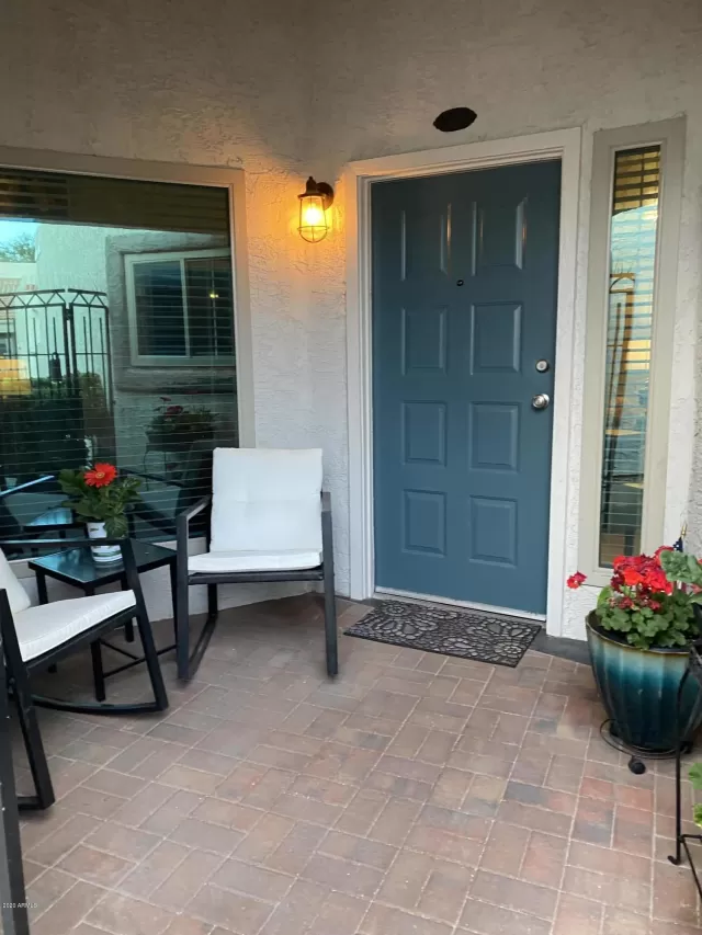 MLS: 6150738 Condo For Sale