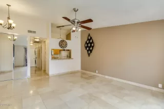 Photo #6: 6150849 Listing