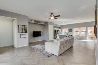 Photo #3: 6150919 Listing