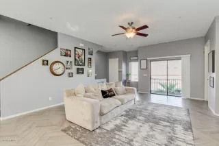 Photo #6: 6150919 Listing
