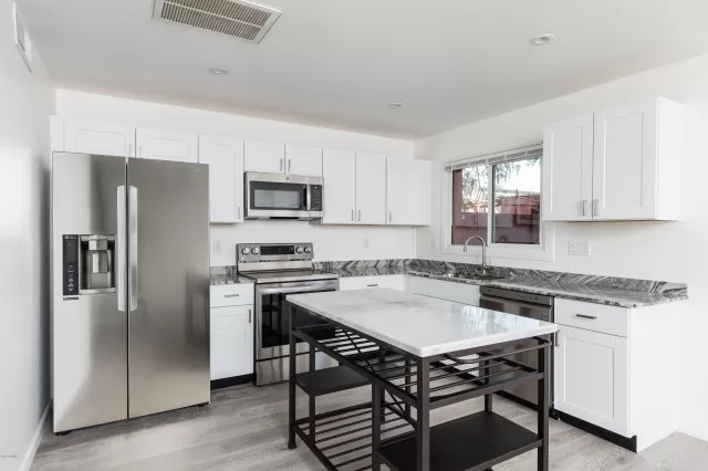 MLS: 6150973 Condo For Sale