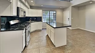 Photo #3: 6150987 Listing