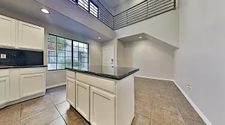 Photo #5: 6150987 Listing