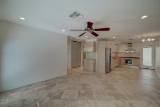 Photo #4: 6151011 Listing 