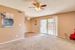 Photo #3: 6151233 Listing