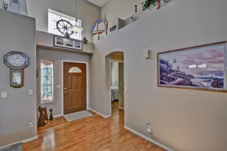 Photo #2: 6151277 Listing