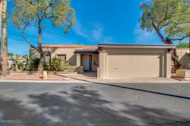 MLS: 6151448 Condo For Sale