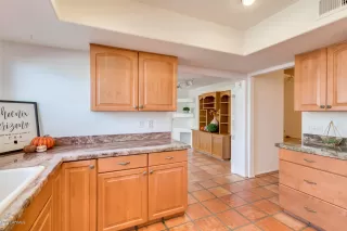 Photo #6: 6151448 Listing