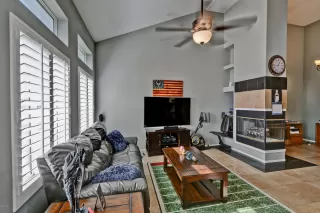 Photo #4: 6151472 Listing