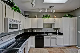 Photo #6: 6151472 Listing