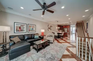 Photo #1: 6151584 Listing