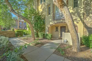 Photo #5: 6151584 Listing