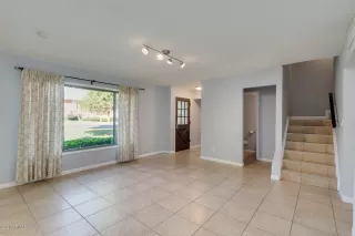 Photo #6: 6151709 Listing