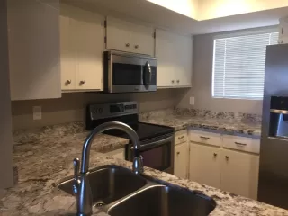 Photo #5: 6151736 Listing