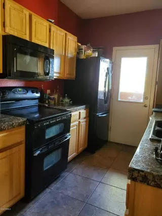 Photo #2: 6151764 Listing