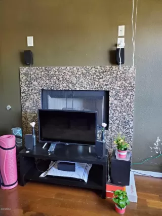 Photo #3: 6151764 Listing