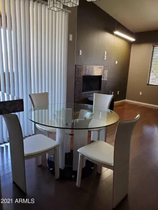 Photo #4: 6151764 Listing