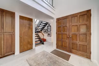 Photo #6: 6151982 Listing