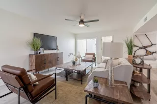 Photo #3: 6152095 Listing