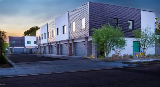 MLS: 6152216 Condo For Sale