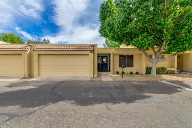 MLS: 6152275 Condo For Sale