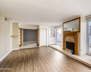 Photo #5: 6152324 Listing