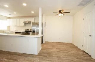 Photo #6: 6152428 Listing