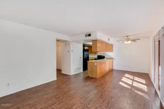 Photo #6: 6152514 Listing