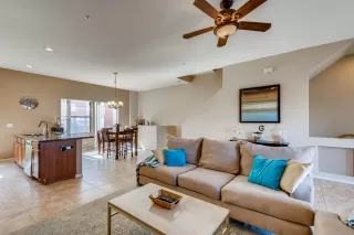 Photo #5: 6152604 Listing