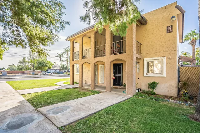 MLS: 6152851 Condo For Sale