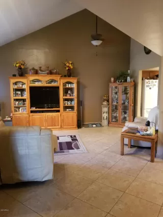 Photo #3: 6152858 Listing