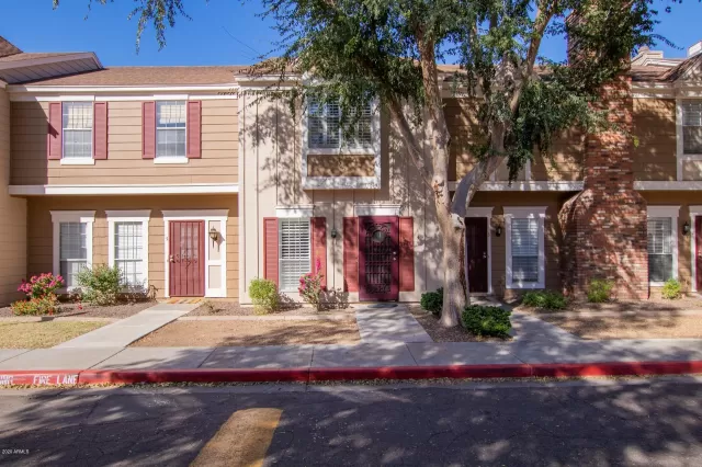 MLS: 6152984 Condo For Sale