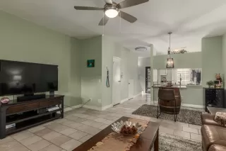 Photo #3: 6152984 Listing