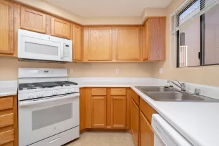 Photo #5: 6153068 Listing 