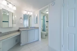 Photo #5: 6153077 Listing