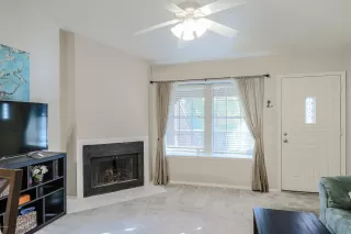 Photo #4: 6153292 Listing