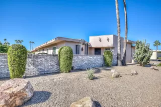 Photo #2: 6153341 Listing 