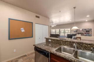 Photo #6: 6153428 Listing