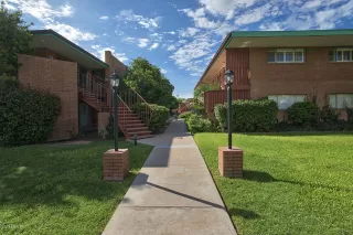 More Details about MLS # 6153633 : 113 E PALM LANE#A
